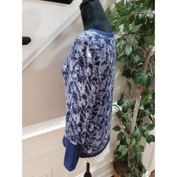 Max Jeans Women's Blue Floral Rayon Crew Neck Long Sleeve Sweater Size X-Small - Picture 6 of 12
